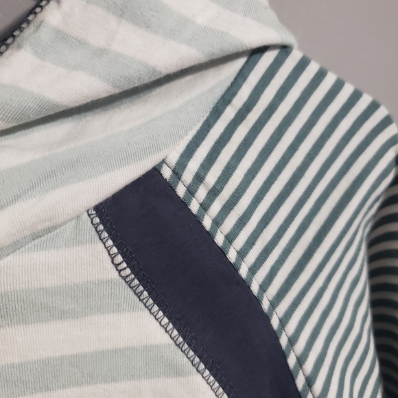 Tommy Bahamas toddler summer hoodie size 4T - Picture 3 of 7